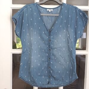 Women's XS Maurices Shirt Top Blouse Button Down Printed